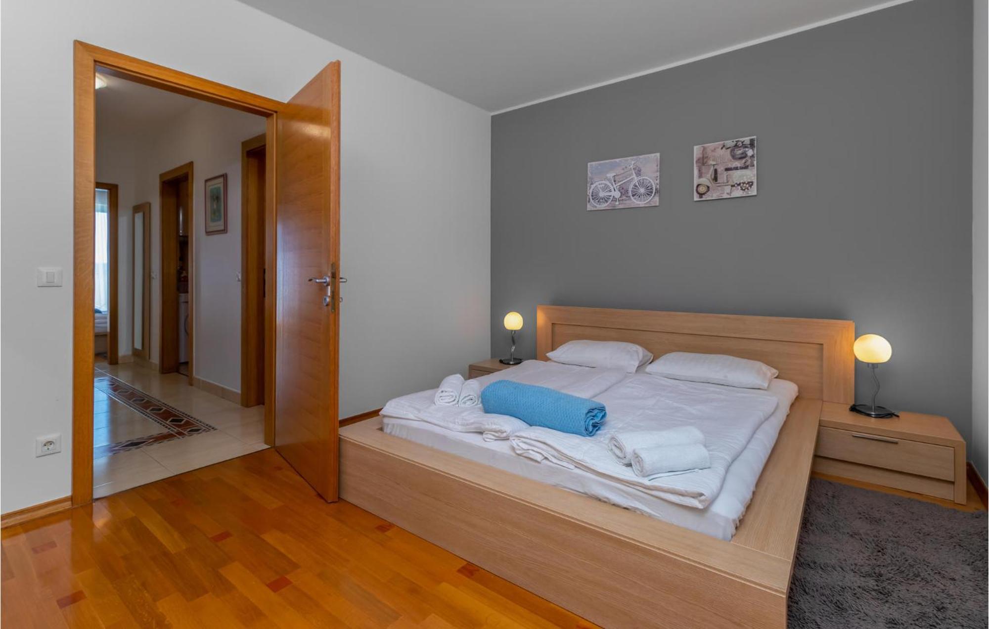 Lovely Apartment In Selce With House Sea View Εξωτερικό φωτογραφία