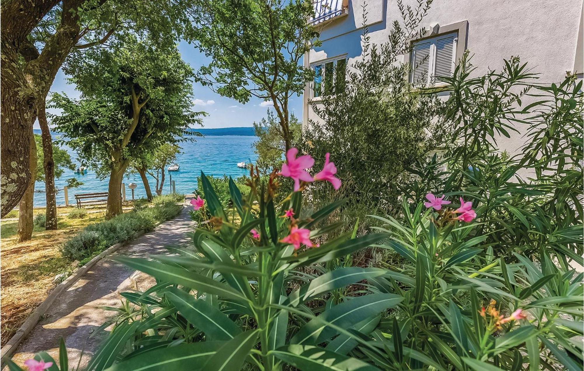Lovely Apartment In Selce With House Sea View Εξωτερικό φωτογραφία