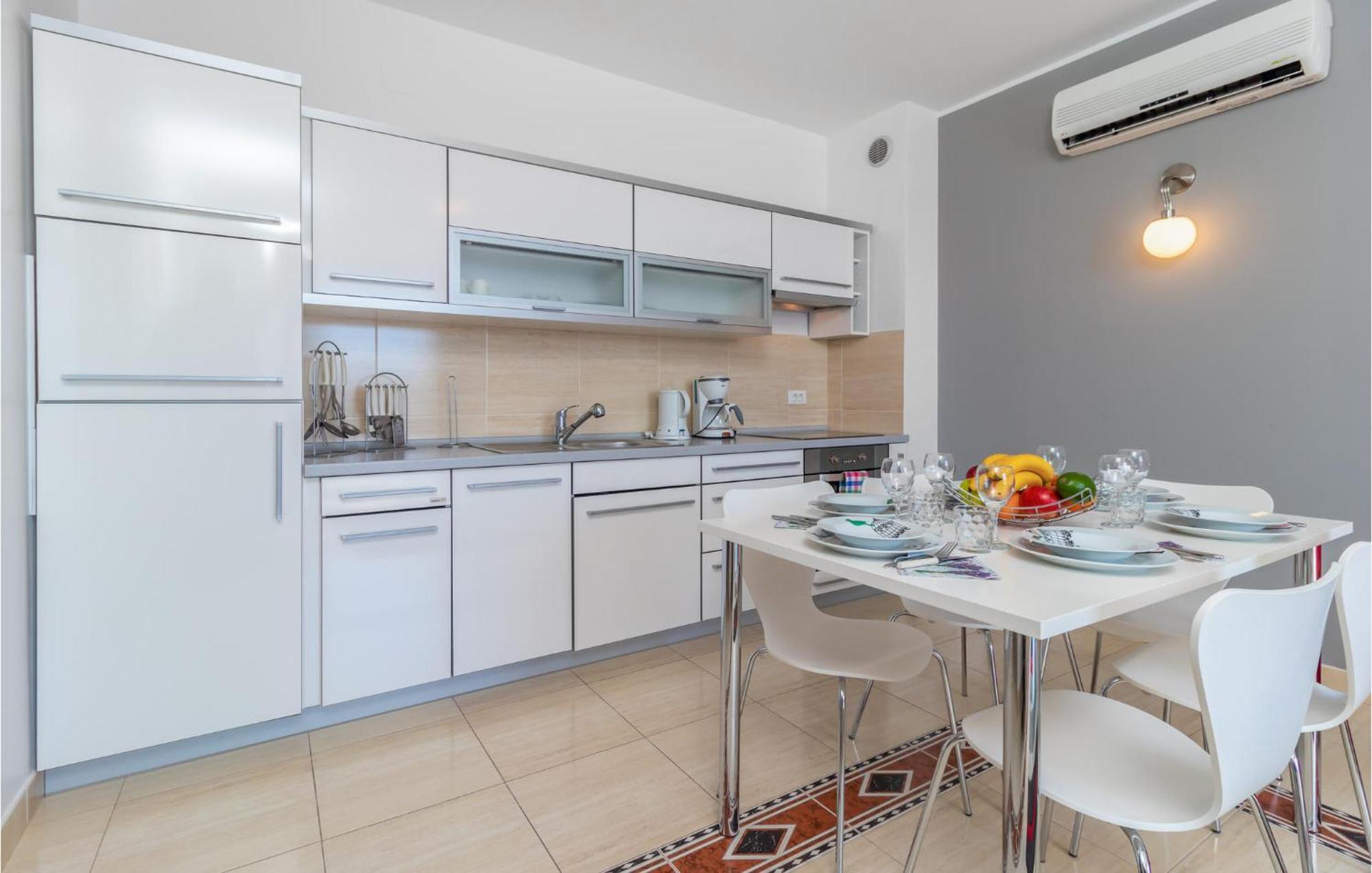 Lovely Apartment In Selce With House Sea View Εξωτερικό φωτογραφία